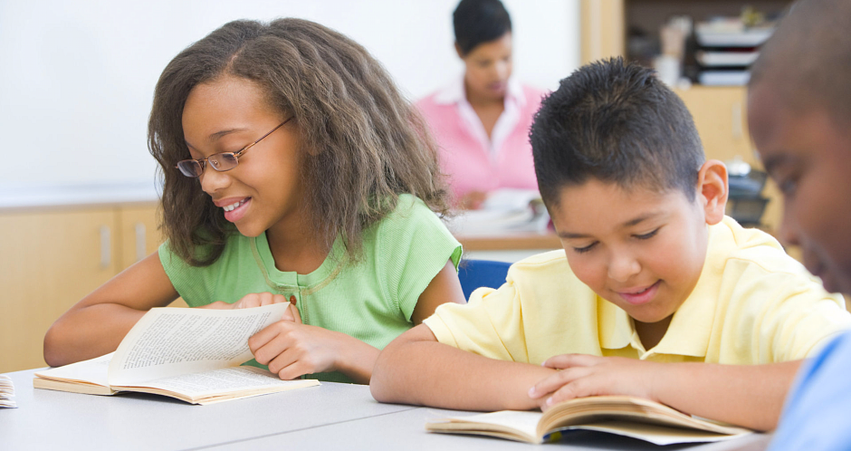 children reading books